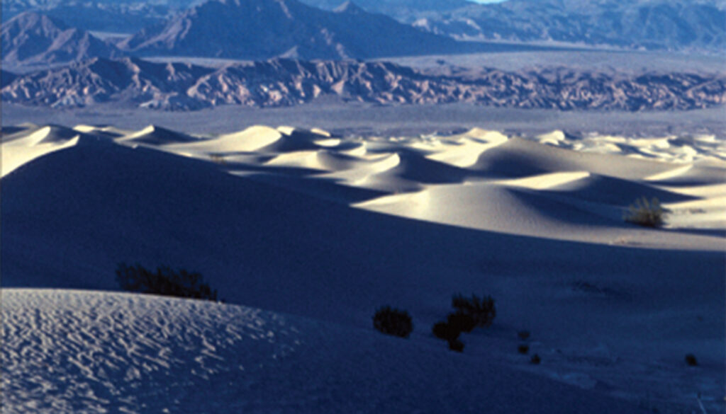 hiking_death_valley_2e_9780965917834_FC